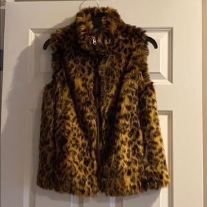 JCrew Faux-Fur Leopard Vest Outerwear